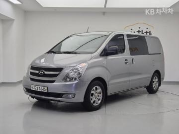 Hyundai Starex 3인승 밴 CVX 럭셔리 — foto 1
