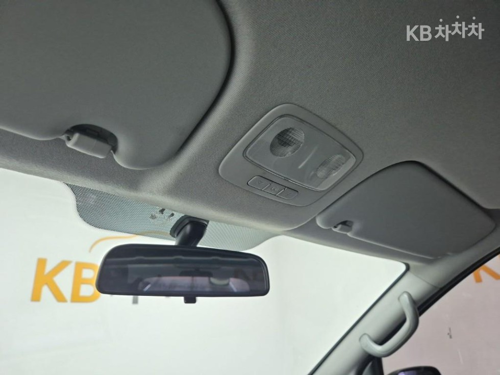 Hyundai Starex — miniaturë 18