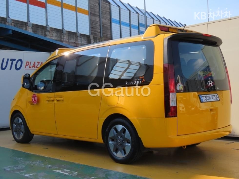 Hyundai Staria — miniaturë 3