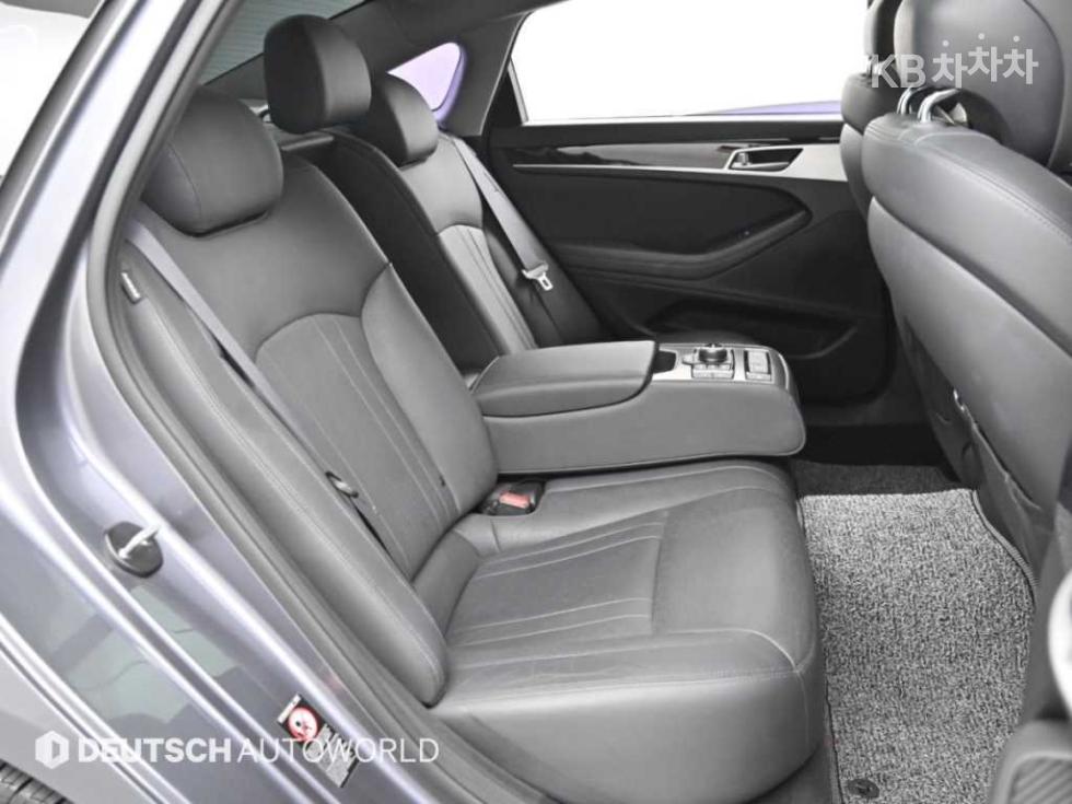 Hyundai Genesis — miniaturë 12
