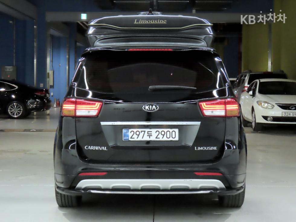 Kia Carnival — miniaturë 3