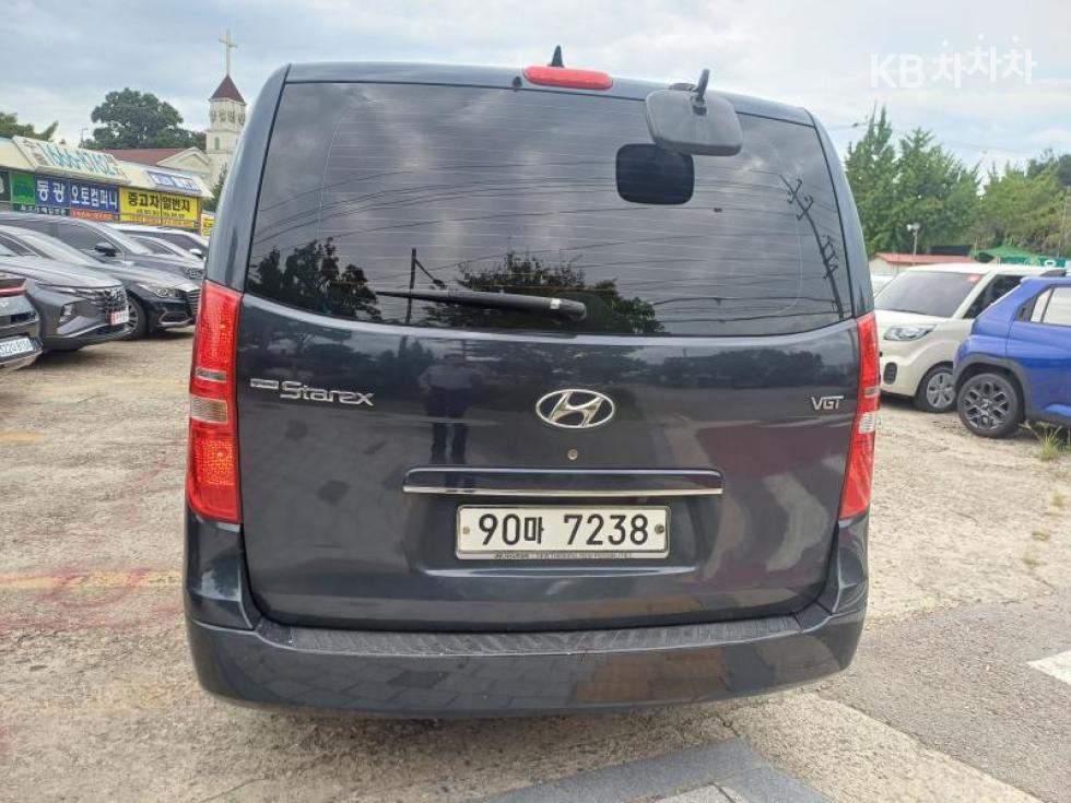 Hyundai Starex — miniaturë 4