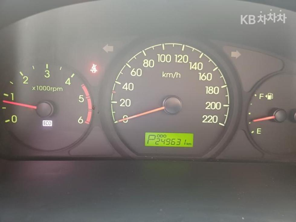 Hyundai Starex — miniaturë 12