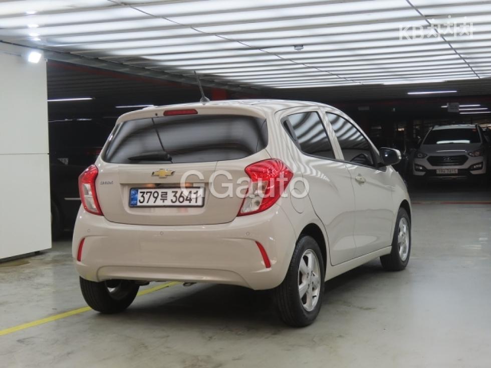 GM Korea Chevrolet Spark BASE MODEL — фото 4