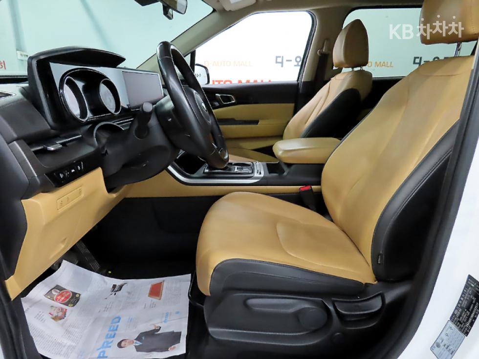 Kia Carnival — miniaturë 6