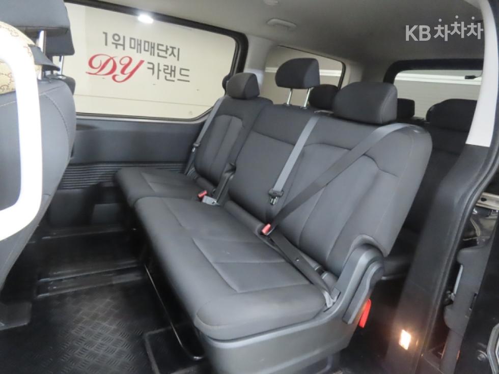 Hyundai Staria — miniaturë 7
