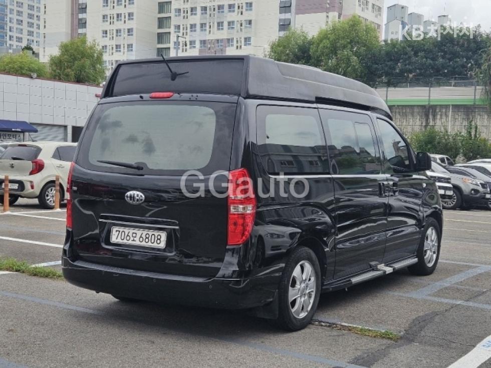 Hyundai Starex — miniaturë 4