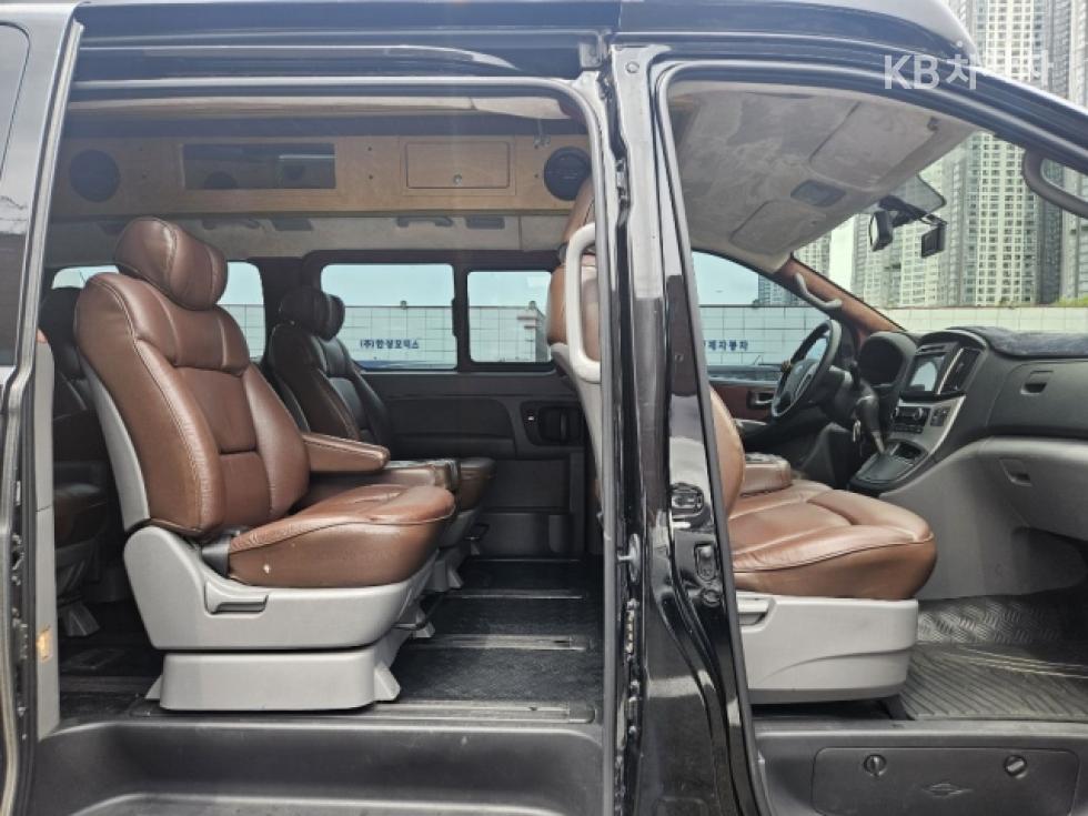 Hyundai Starex — miniaturë 8