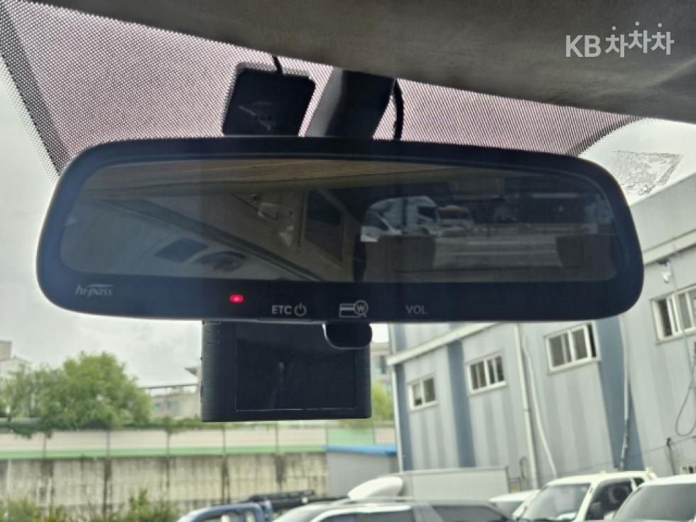 Hyundai Starex — miniaturë 18