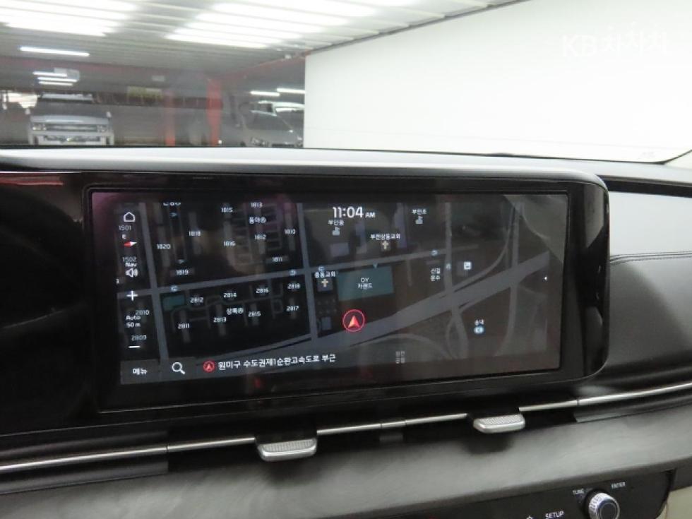 Kia Carnival — miniaturë 10