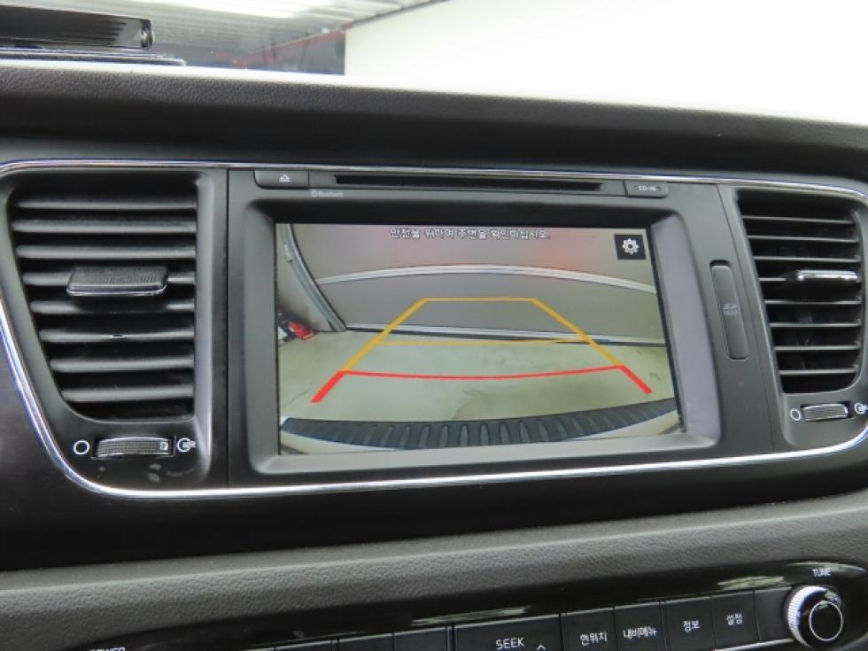 Kia Carnival — miniaturë 12