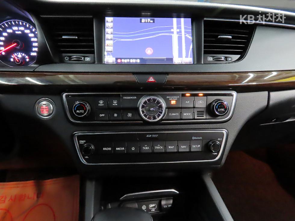 Kia K7 — miniaturë 10