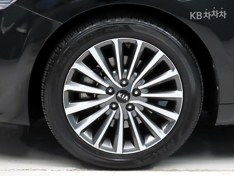 Kia K7 — miniaturë 20
