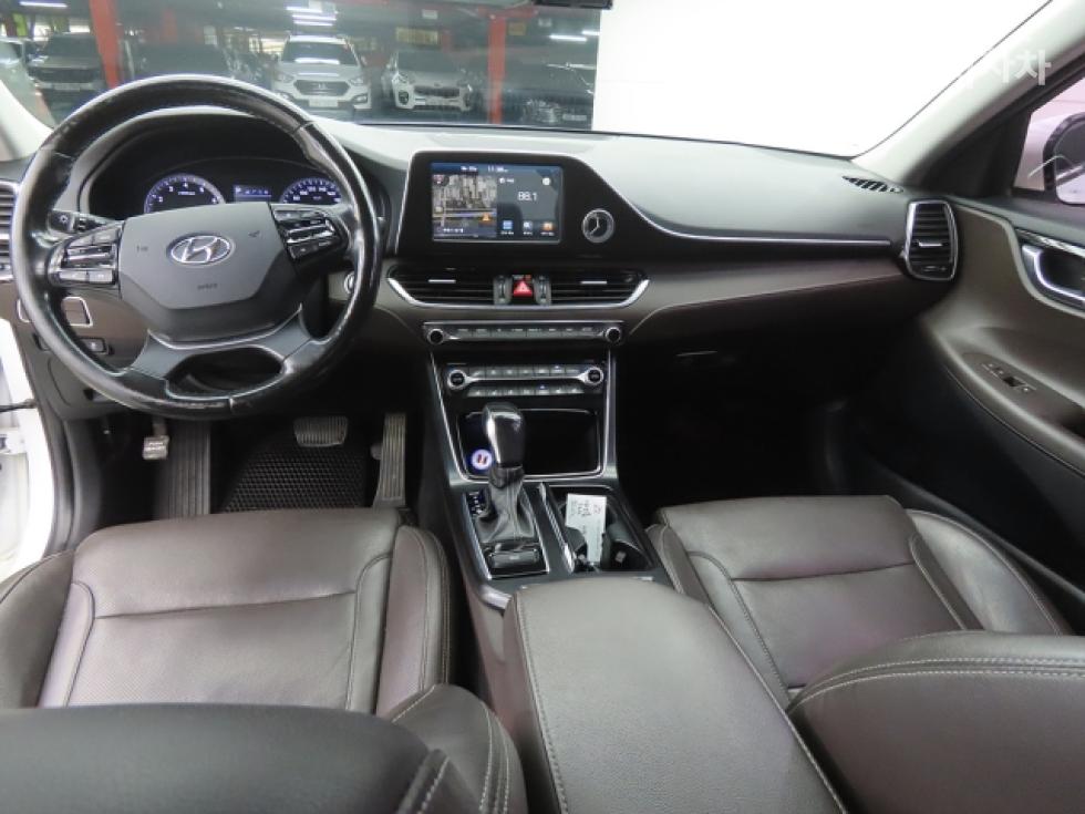 Hyundai Grandeur — miniaturë 7