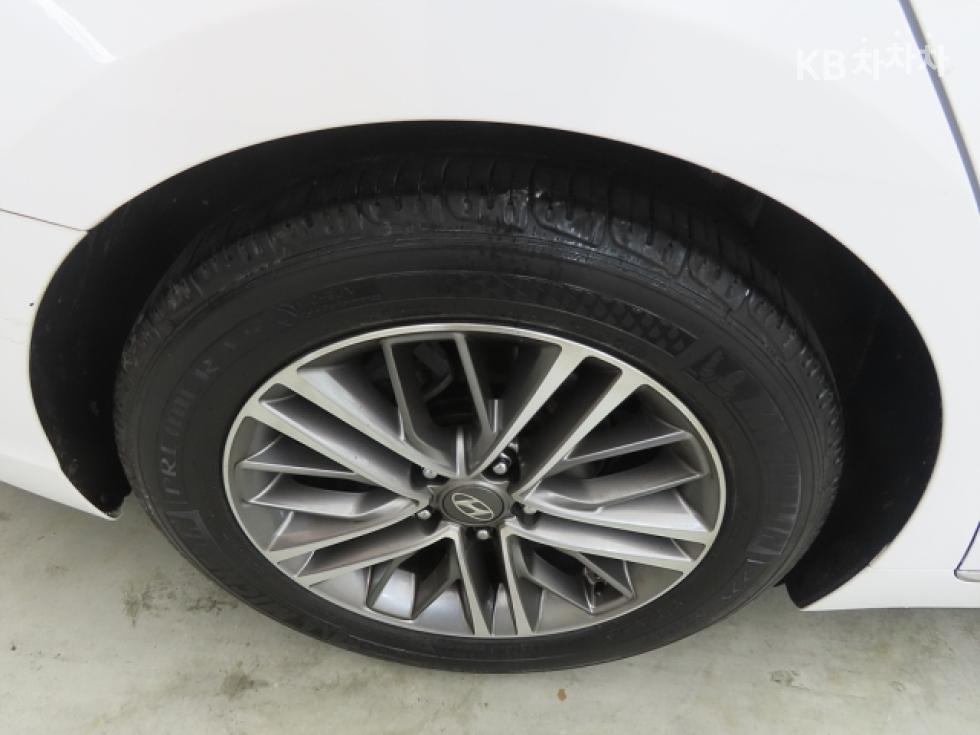 Hyundai Grandeur — miniaturë 20