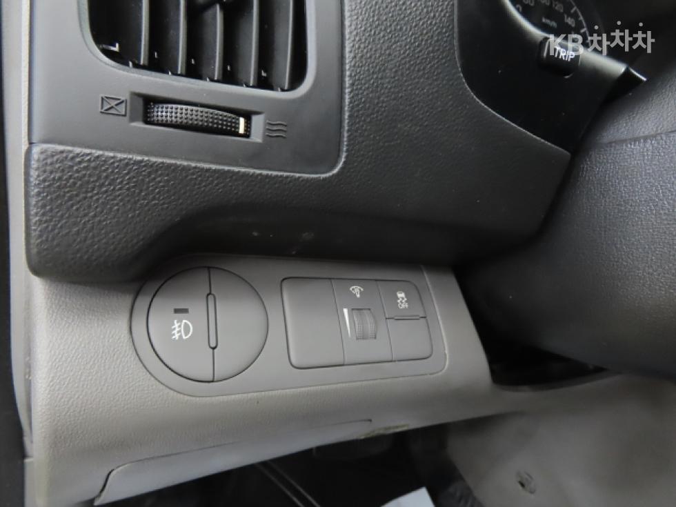 Hyundai Starex — miniaturë 12
