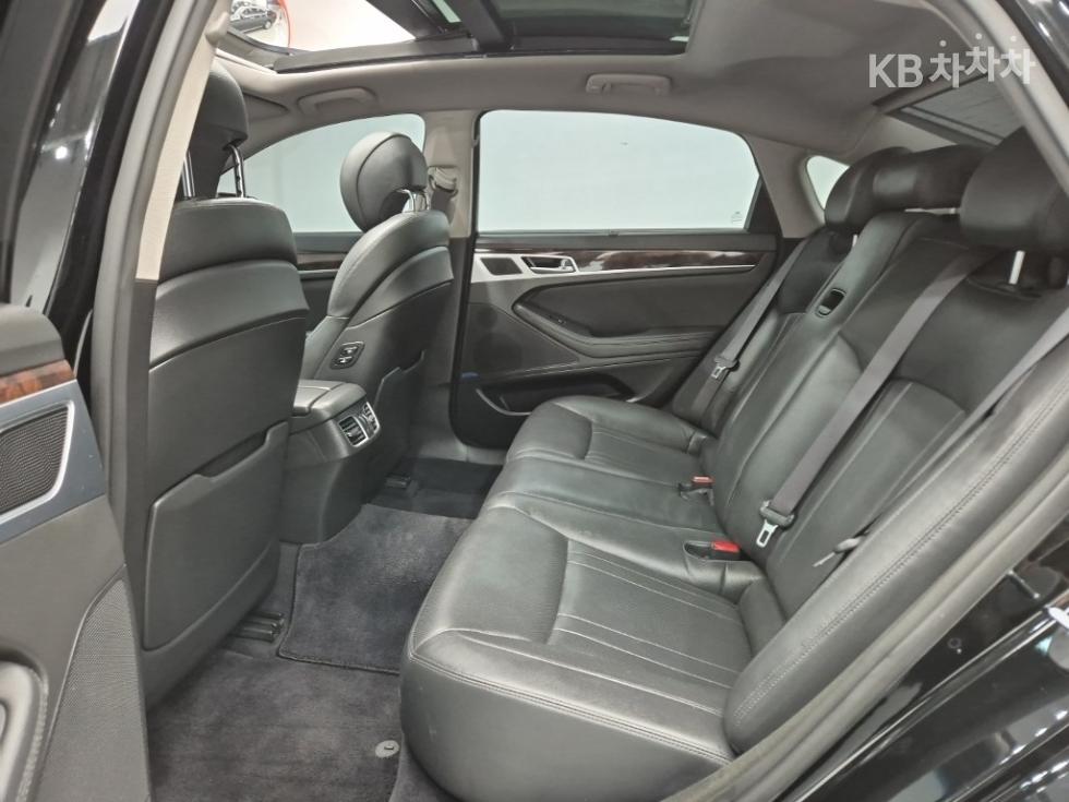 Hyundai Genesis — miniaturë 12