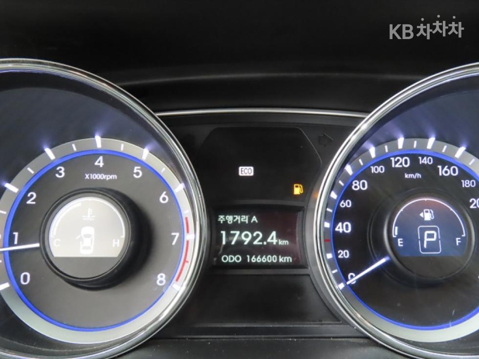 Hyundai Sonata — miniaturë 9