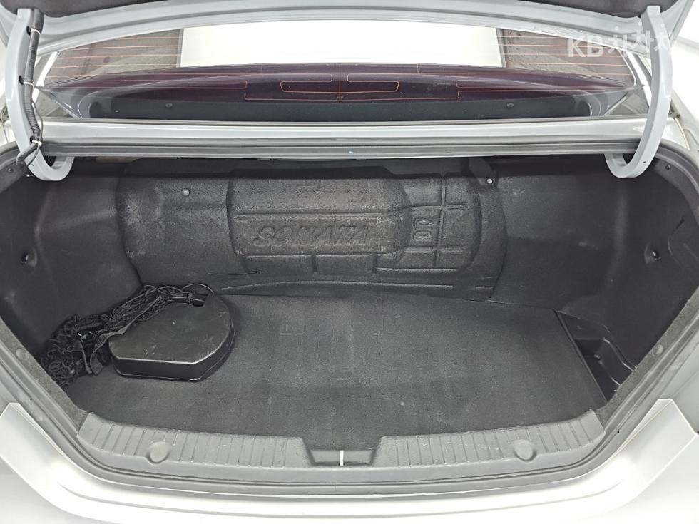Hyundai Sonata — miniaturë 18