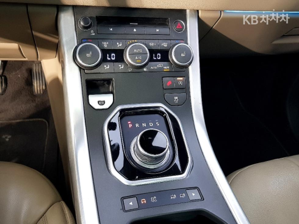 Land Rover Range Rover Evoque — miniaturë 12