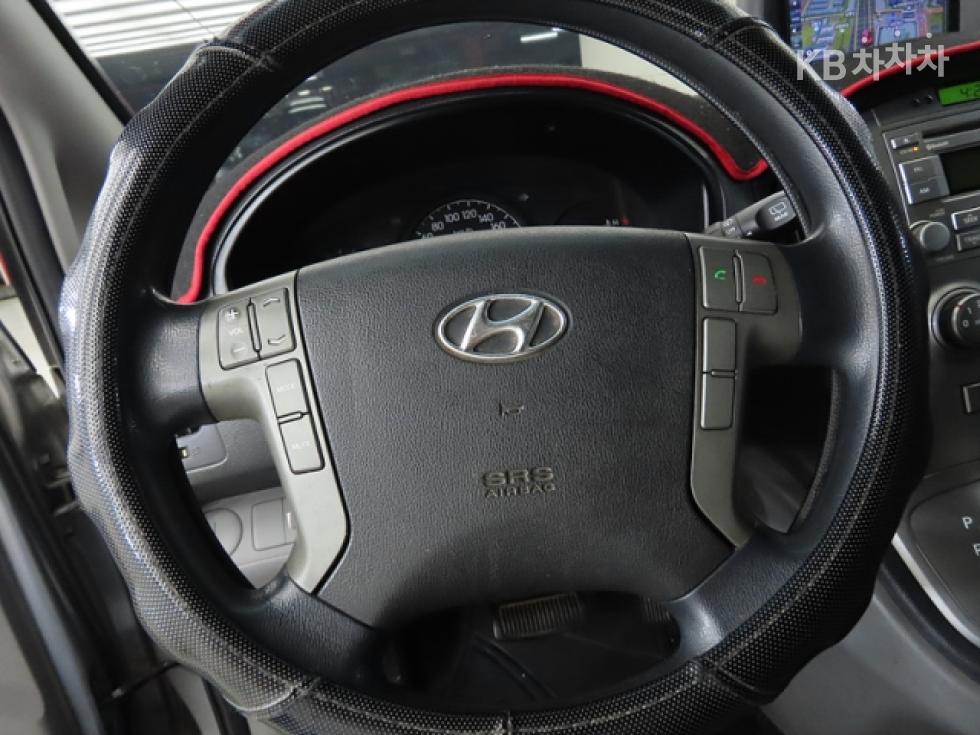 Hyundai Starex — miniaturë 6