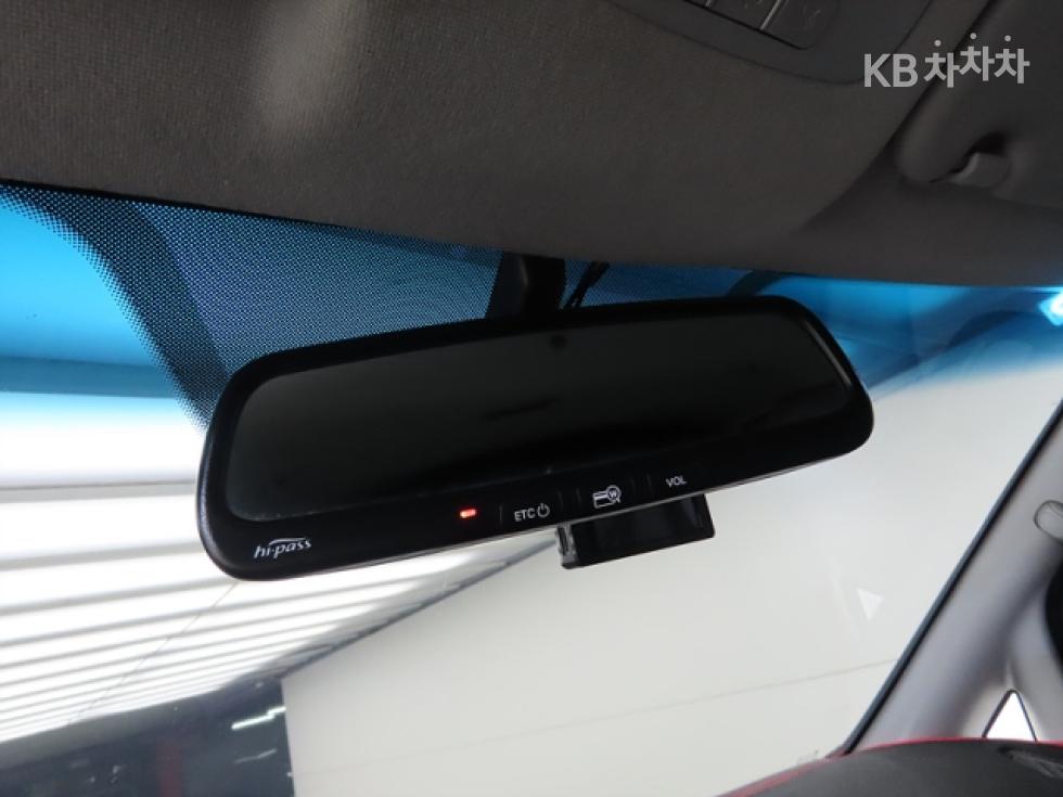 Hyundai Starex — miniaturë 12