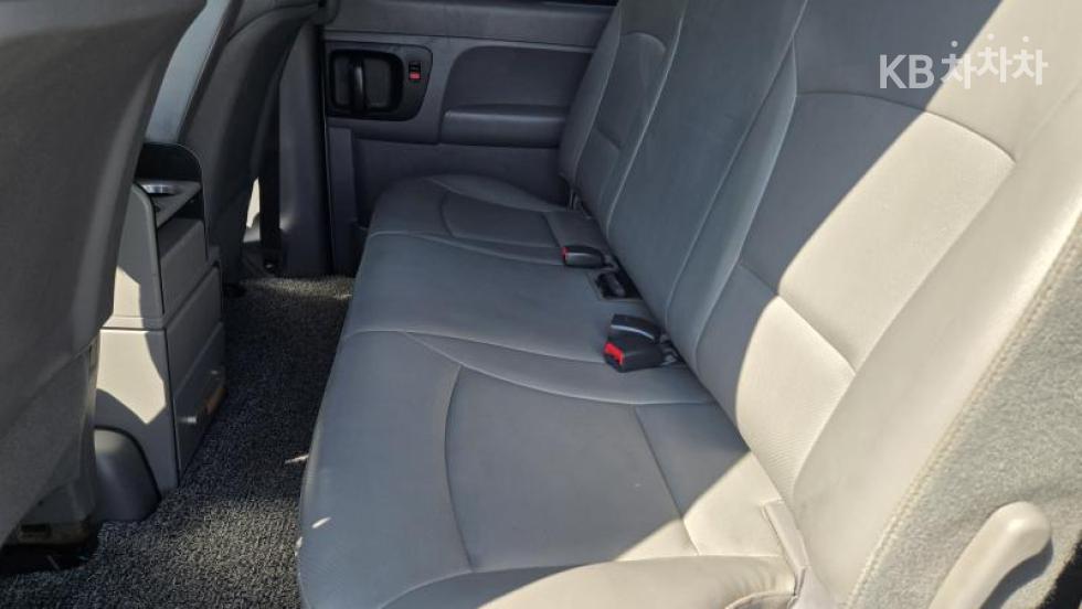 Hyundai Starex — miniaturë 14