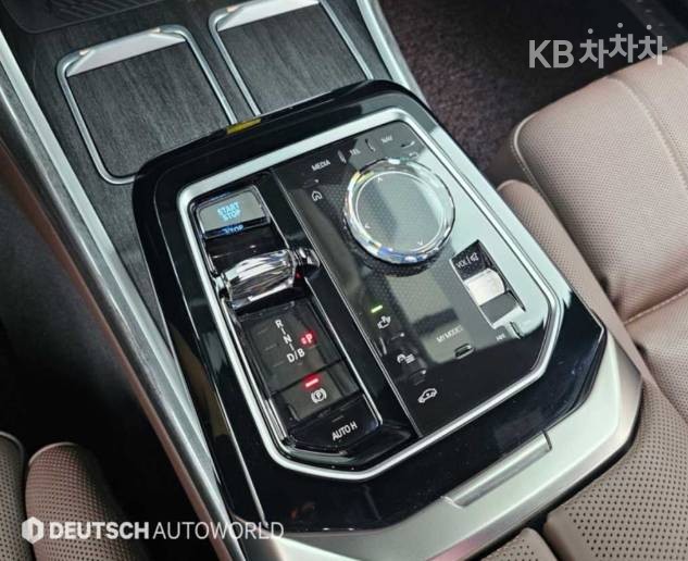 BMW i7 — miniaturë 14