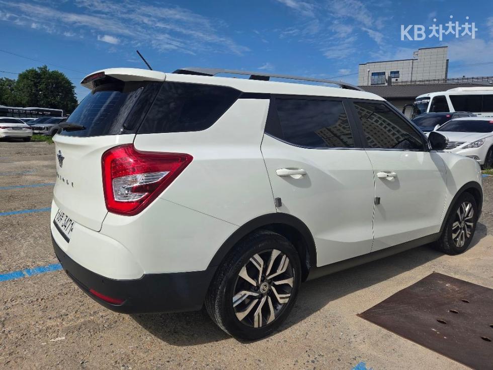 KG Mobility Tivoli — фото 4