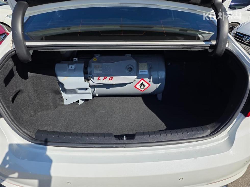 Hyundai Sonata — miniaturë 20