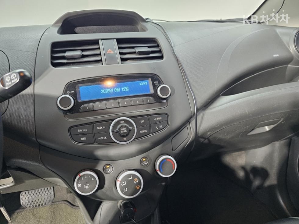 Chevrolet Spark — miniaturë 14