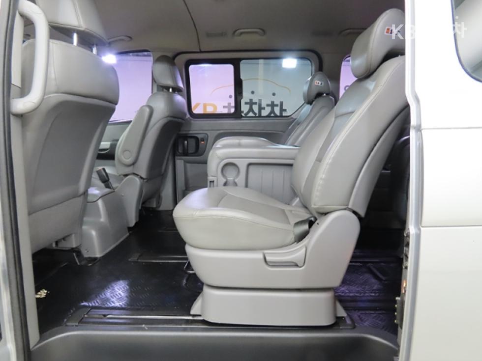 Hyundai Starex — miniaturë 6