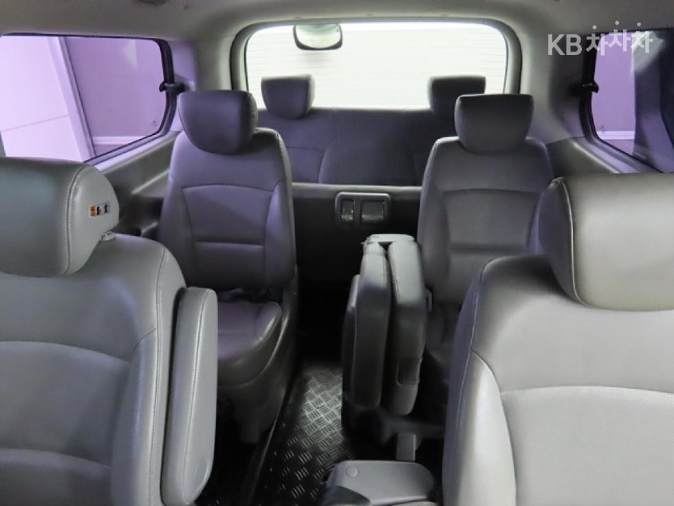 Hyundai Starex — miniaturë 7
