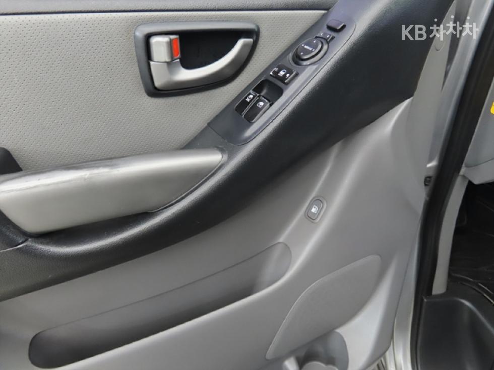 Hyundai Starex — miniaturë 13