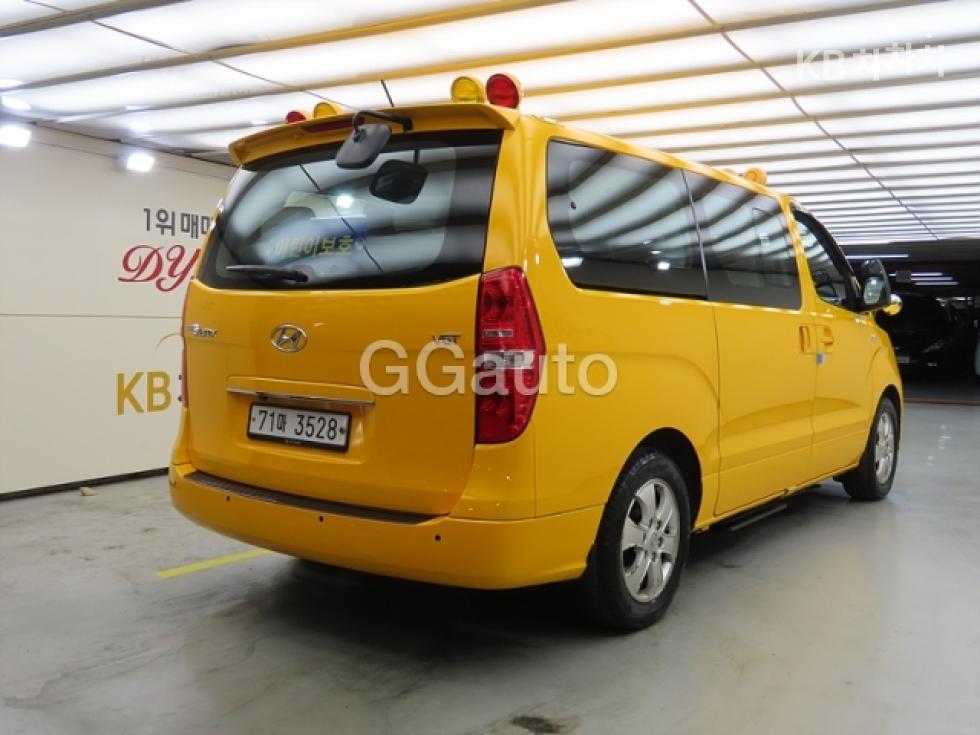 Hyundai Starex — miniaturë 4
