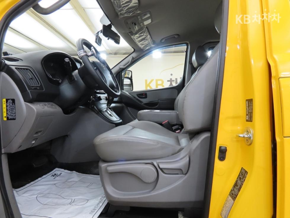 Hyundai Starex — miniaturë 5