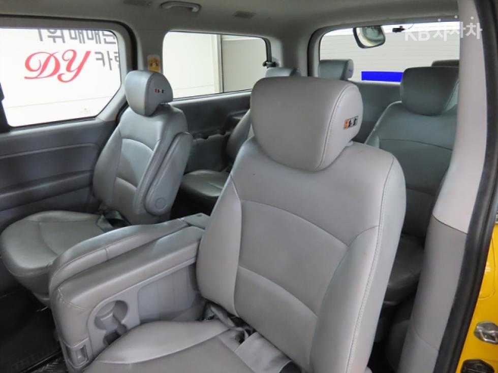 Hyundai Starex — miniaturë 7