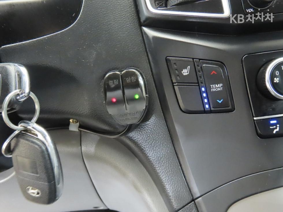 Hyundai Starex — miniaturë 10