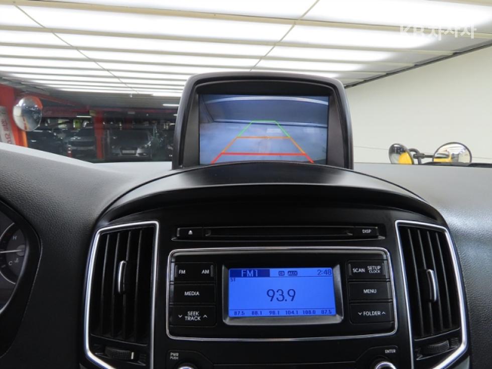 Hyundai Starex — miniaturë 16
