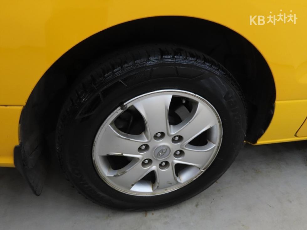 Hyundai Starex — miniaturë 20