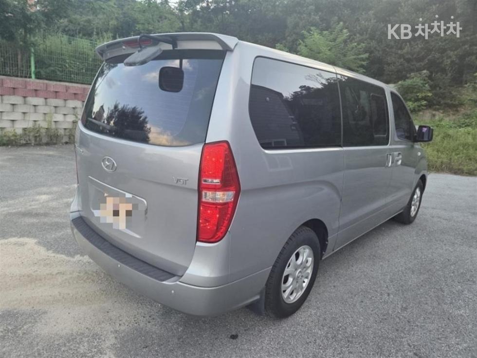 Hyundai Starex — miniaturë 2