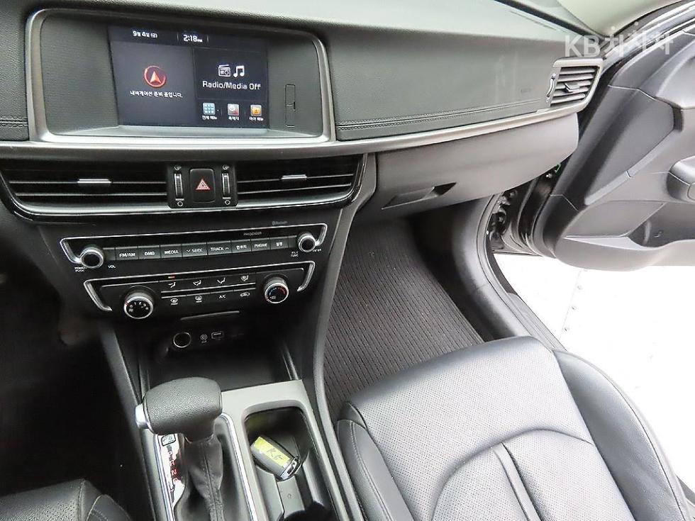 Kia K5 — miniaturë 7