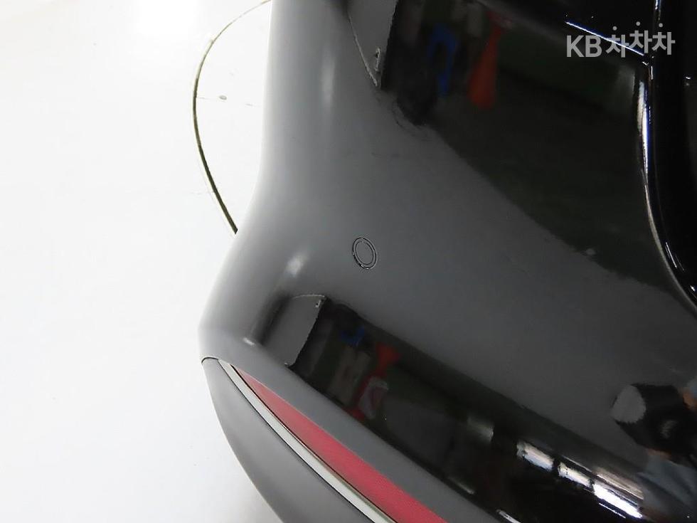 Kia K5 — miniaturë 10