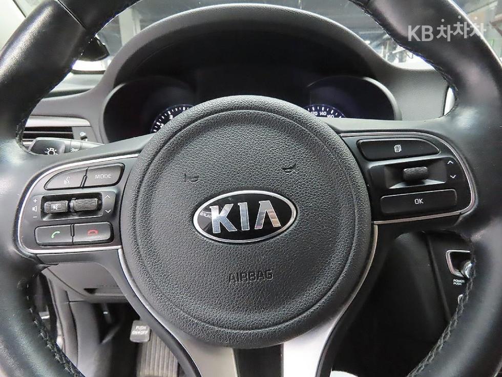 Kia K5 — miniaturë 16