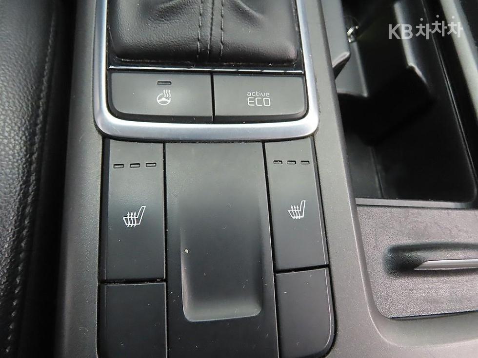 Kia K5 — miniaturë 18