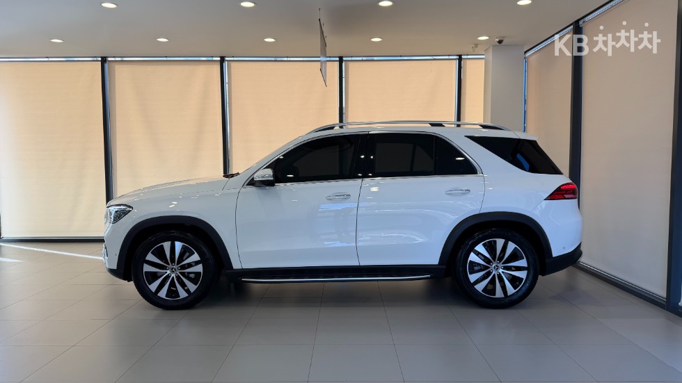 Mercedes-Benz GLE — miniaturë 7
