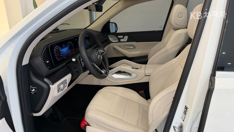 Mercedes-Benz GLE — miniaturë 11