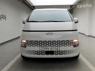 Hyundai Staria 2.2 투어러 9 모던 — foto 1