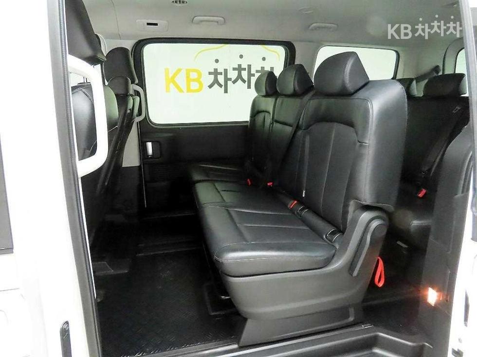 Hyundai Staria — miniaturë 13