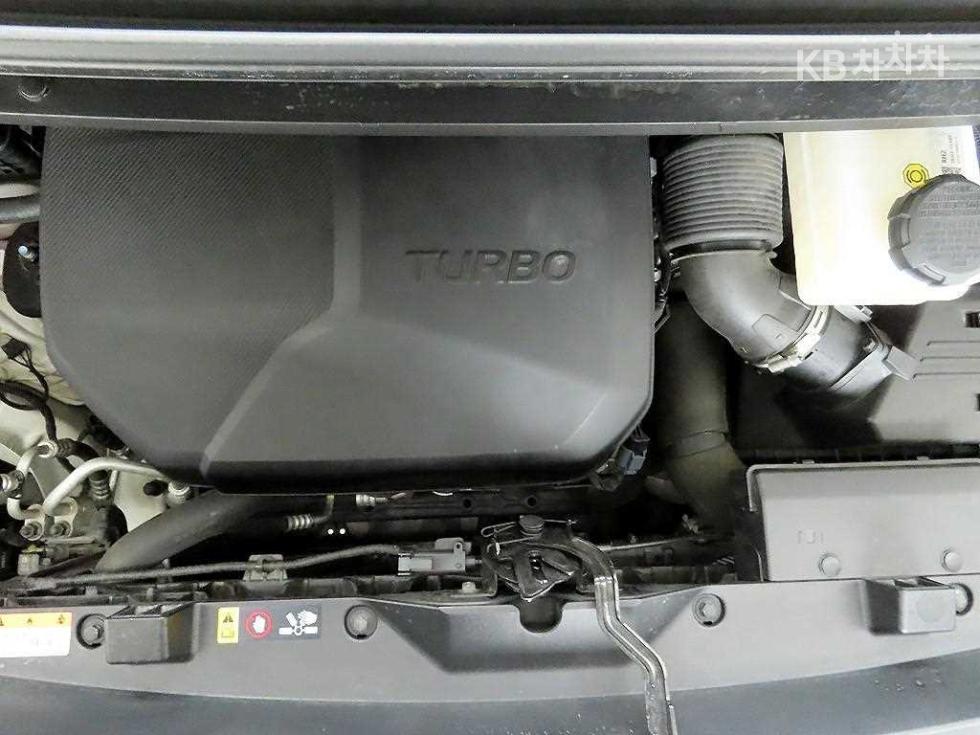 Hyundai Staria — miniaturë 20
